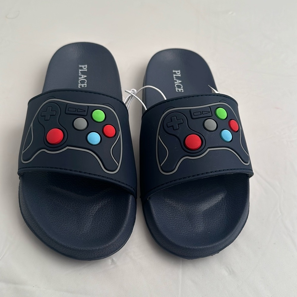 The Children’s Place navy blue multicolor gamer slides